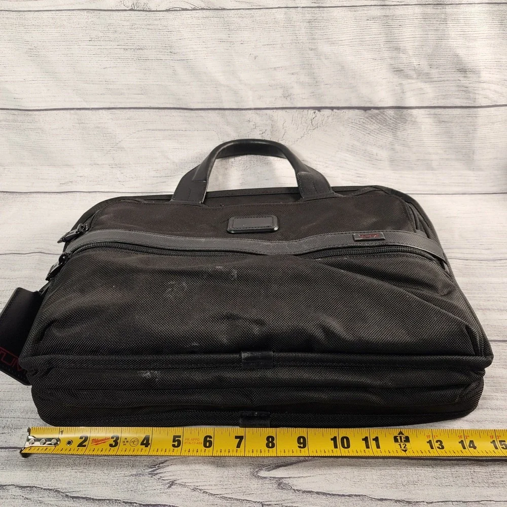 Tumi pre owned